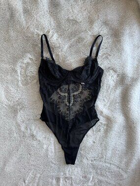 Ten by Babaton Encore Lace Bodysuit in Black - Size S, NWT